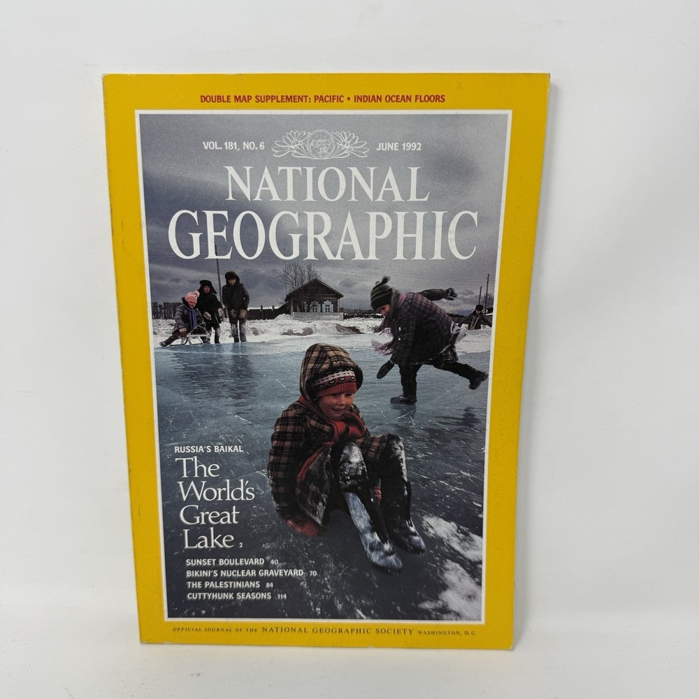 National Geographic Magazine Vintage June 1992 - Great Lake Sunset Boulevard
